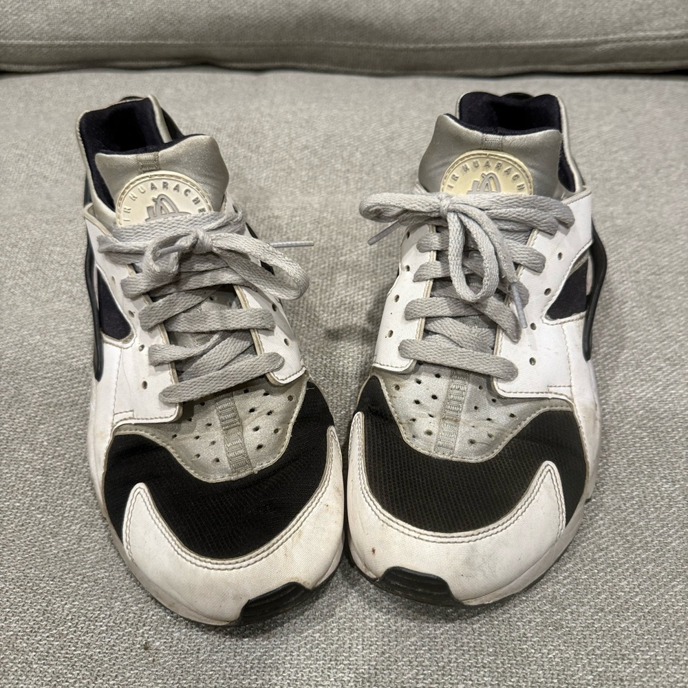 Men's White and Black Sneakers